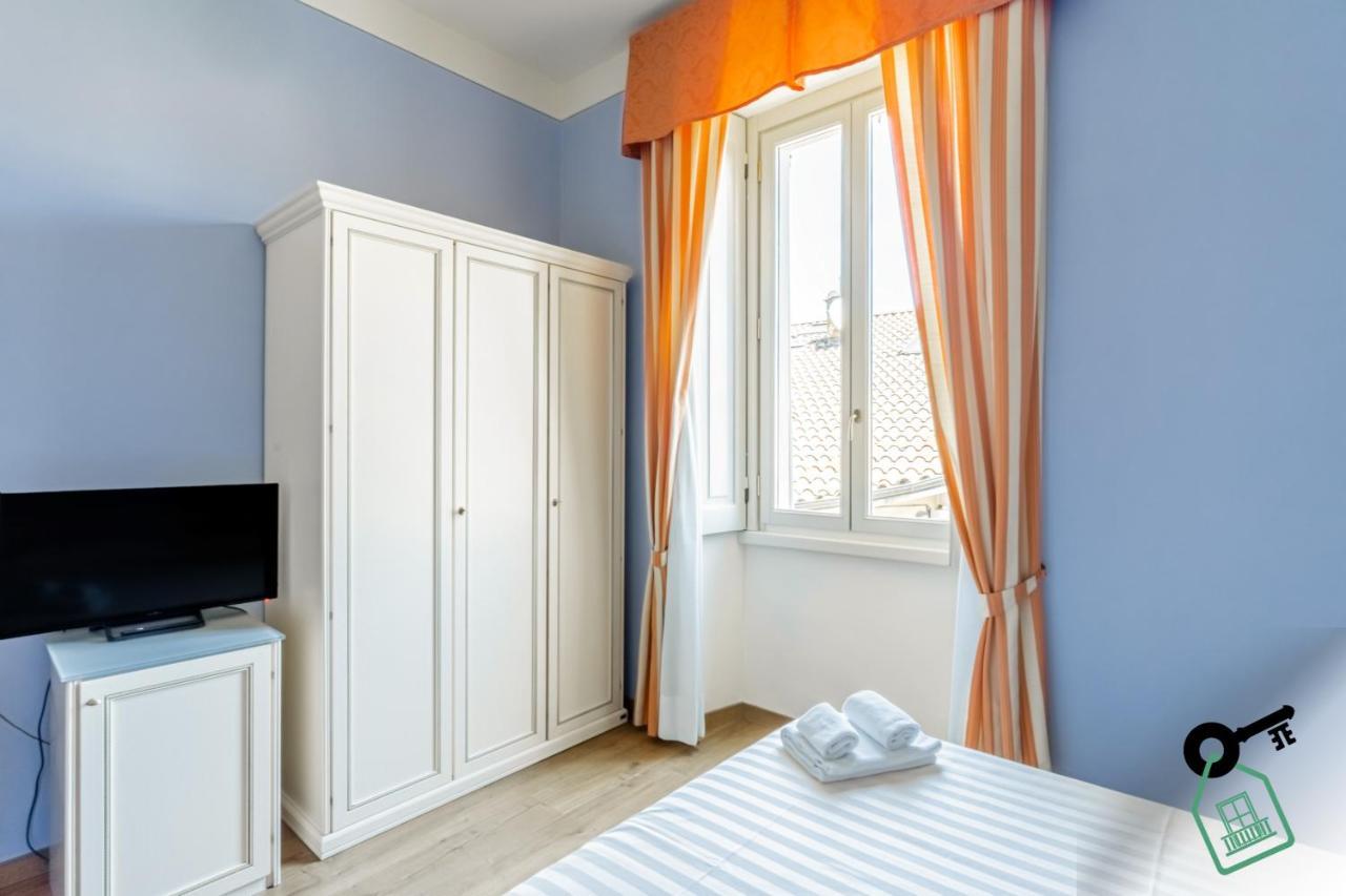 Hotel Rooms Lago Maggiore Verbania Bagian luar foto